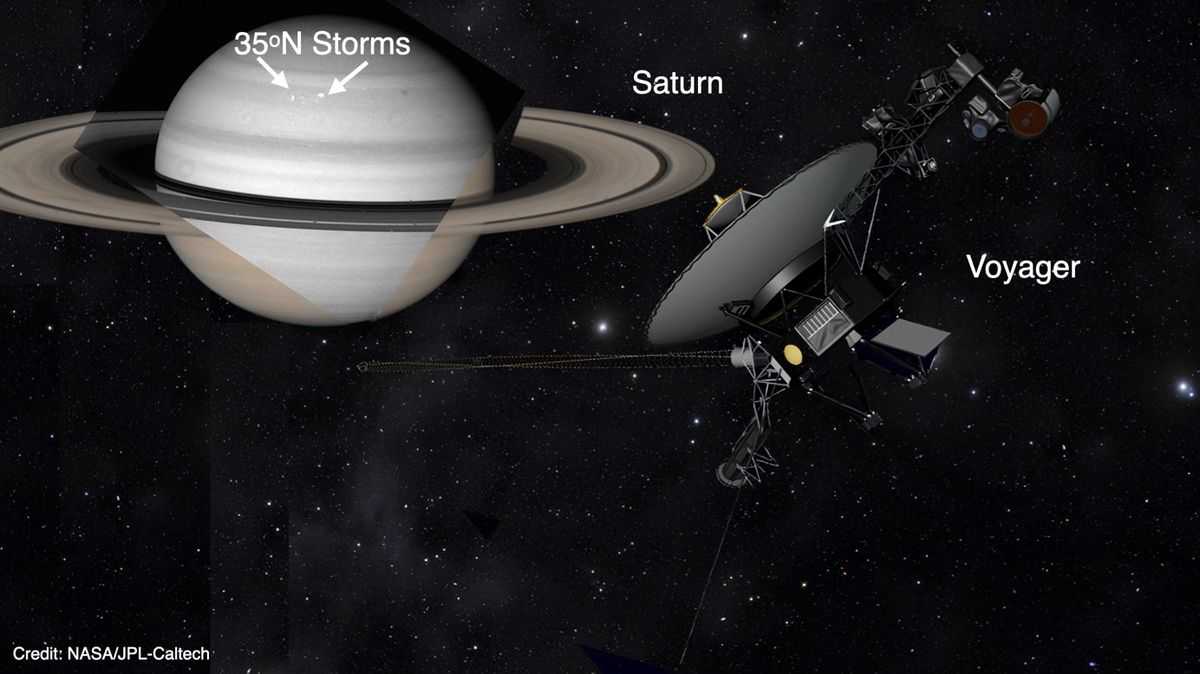 Vědci vyřešili záhadu blesků na Saturnu. Objasnili data z mise Voyager